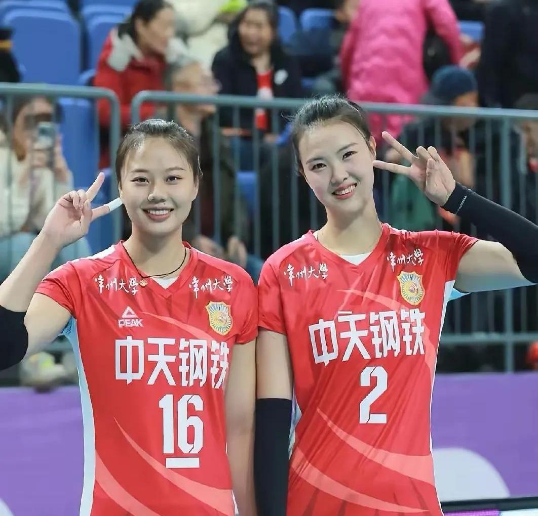 关于中国女排击败老对手国乒，晋级之路一路高歌的信息