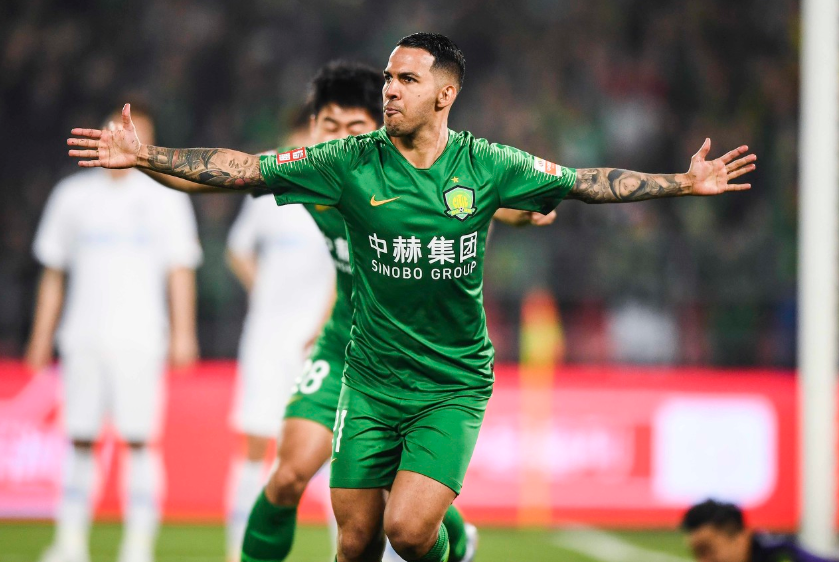 关于清晨北京国安调整名单以备意甲；绝杀压哨环节打磨；态度坚定；赛程密集仍需轮换的信息