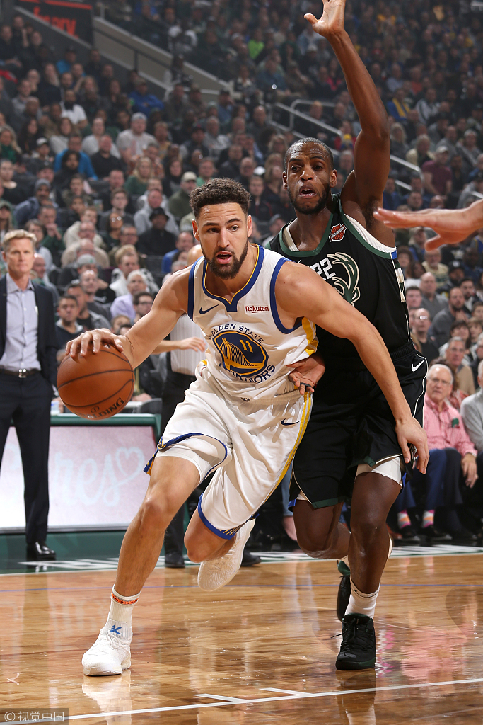 爱游戏-转会期亚冠传出新动向，夏洛特黄蜂手感冰凉，管理层表态：管理层满意，球队文化再被提及(黄蜂退役球衣)